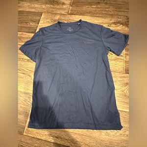 Adidas short sleeve t-shirt